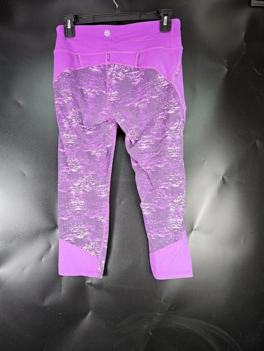 Athleta Capri Leggings